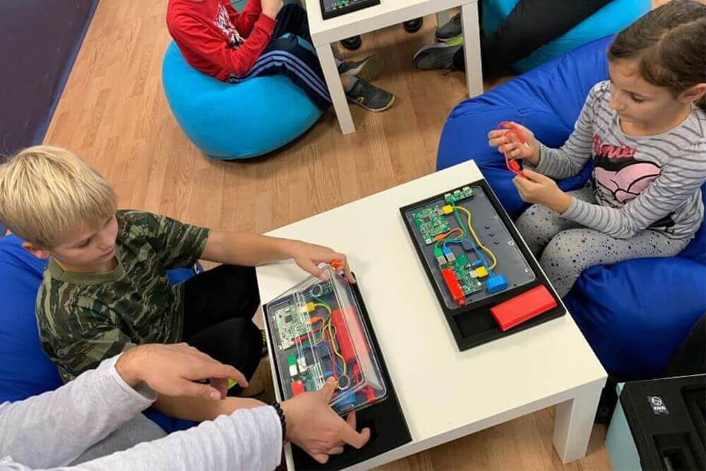 Деца: Снимка 14