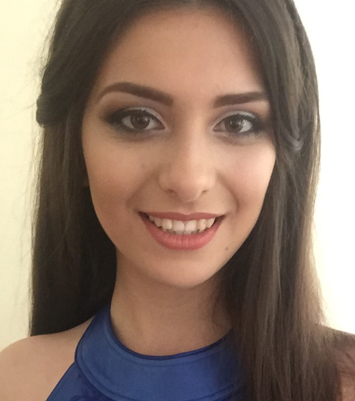 Курсист Розалия Кънева